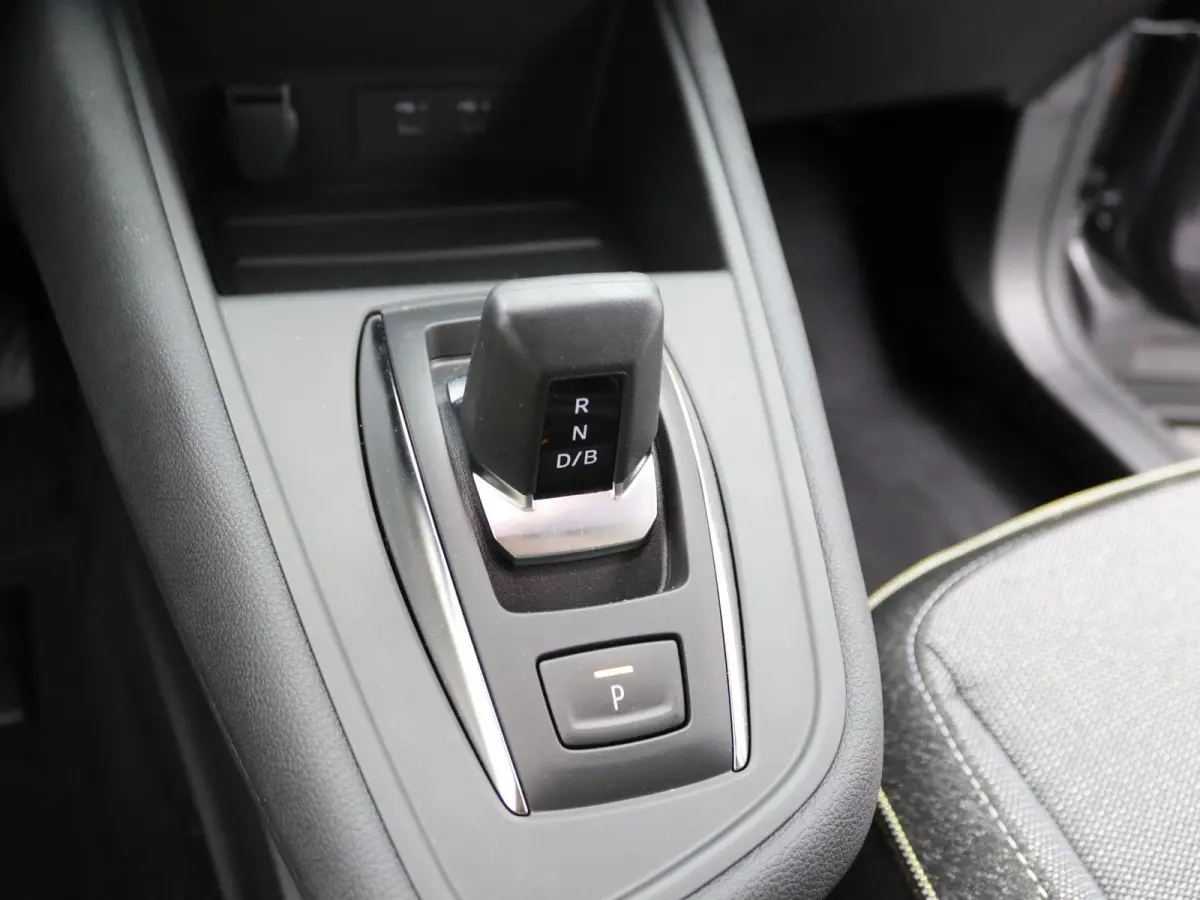 1.8 HEV AT Executive | Adapt. Cruise | Stoel- & Stuurverw. | Parkeercamera |