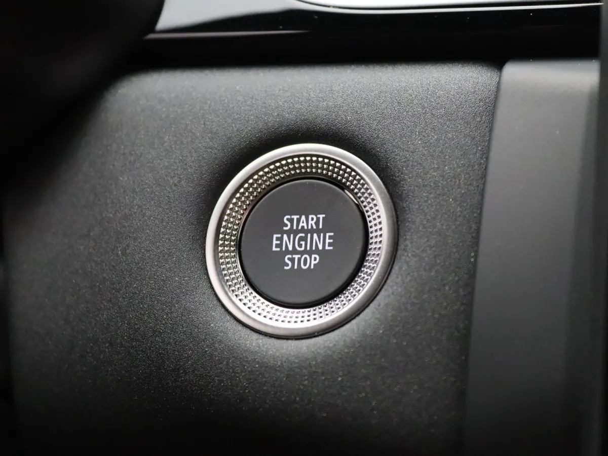 1.8 HEV AT Executive | Adapt. Cruise | Stoel- & Stuurverw. | Parkeercamera |
