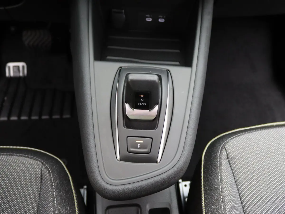1.8 HEV AT Executive | Adapt. Cruise | Stoel- & Stuurverw. | Parkeercamera |