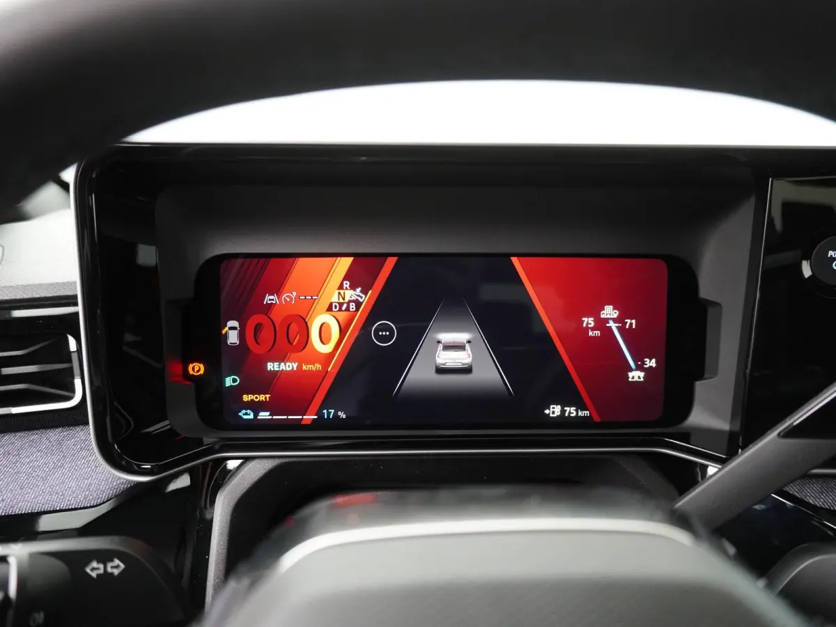 techno 150 pk comfort range | pack advanced driving assist | Stoel- & Stuurverw. |