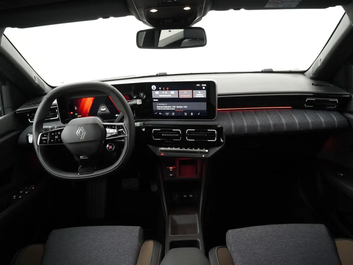techno 150 pk comfort range | pack advanced driving assist | Stoel- & Stuurverw. |