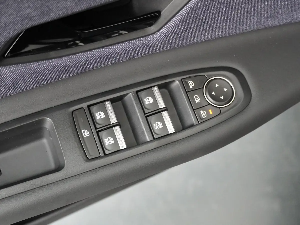 techno 150 pk comfort range | pack advanced driving assist | Stoel- & Stuurverw. |