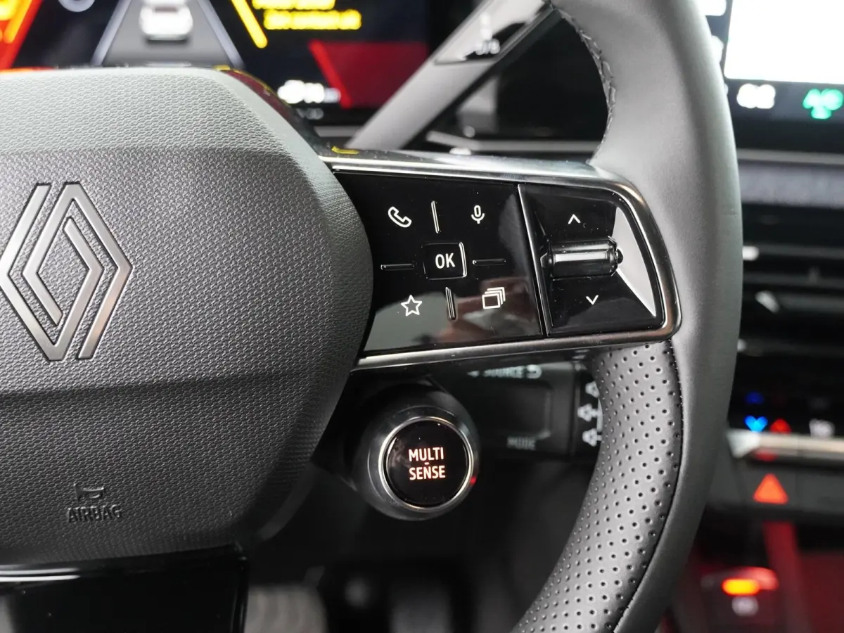 techno 150 pk comfort range | pack advanced driving assist | Stoel- & Stuurverw. |