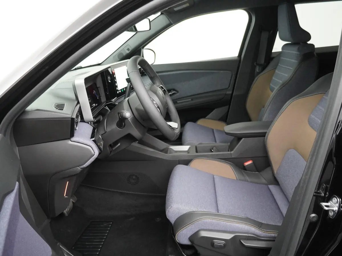 techno 150 pk comfort range | pack advanced driving assist | Stoel- & Stuurverw. |