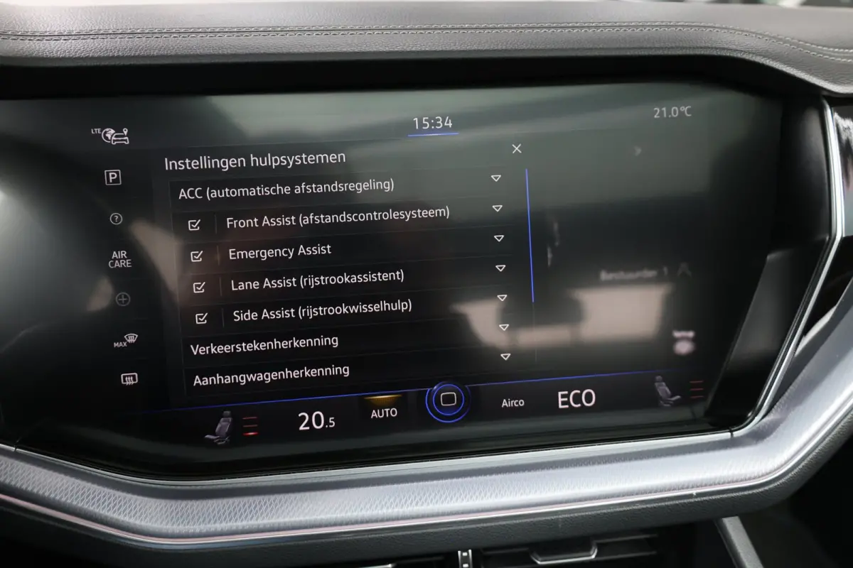 3.0 TSi eHybrid 4MOTION R-line LED/VIRTUAL/PANO/LEER+S.VERKOELING+MEMORY/21" LMV/360 CAM/ACC/12 MND GARANTIE!