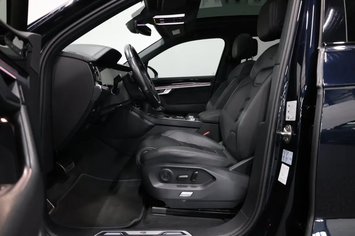 3.0 TSi eHybrid 4MOTION R-line LED/VIRTUAL/PANO/LEER+S.VERKOELING+MEMORY/21" LMV/360 CAM/ACC/12 MND GARANTIE!