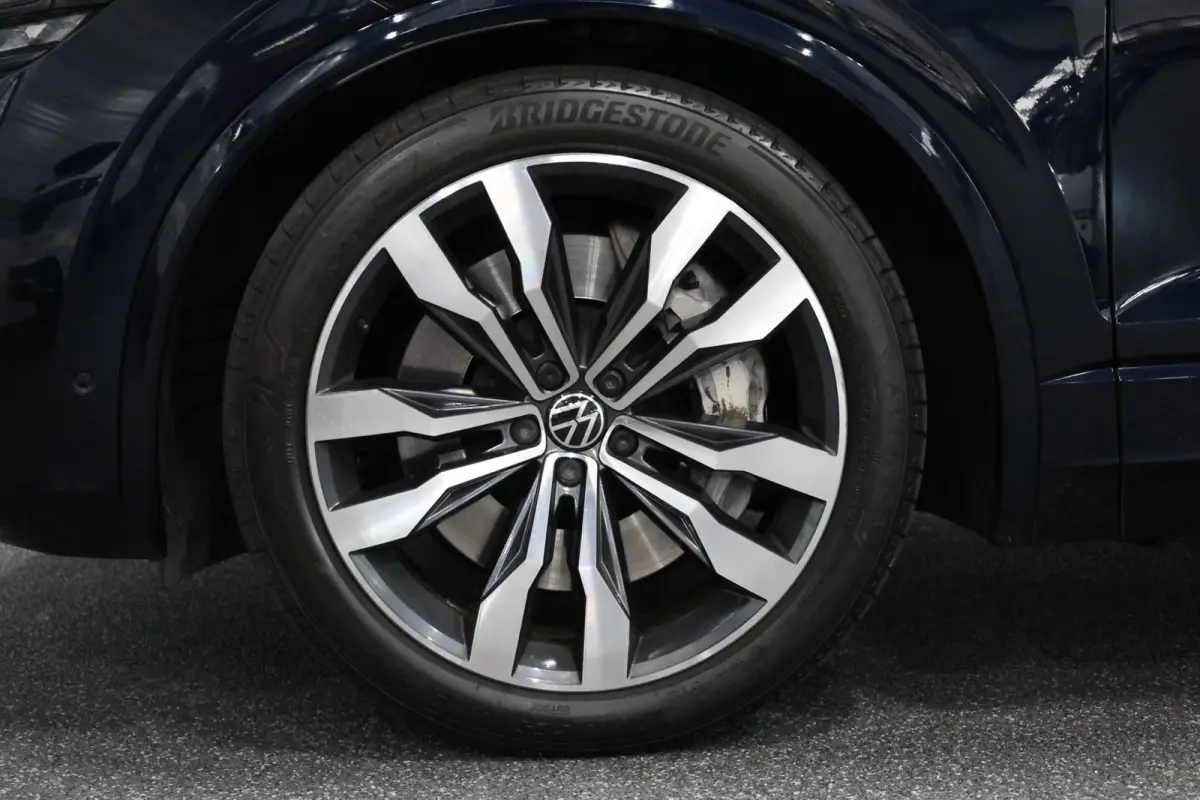 3.0 TSi eHybrid 4MOTION R-line LED/VIRTUAL/PANO/LEER+S.VERKOELING+MEMORY/21" LMV/360 CAM/ACC/12 MND GARANTIE!