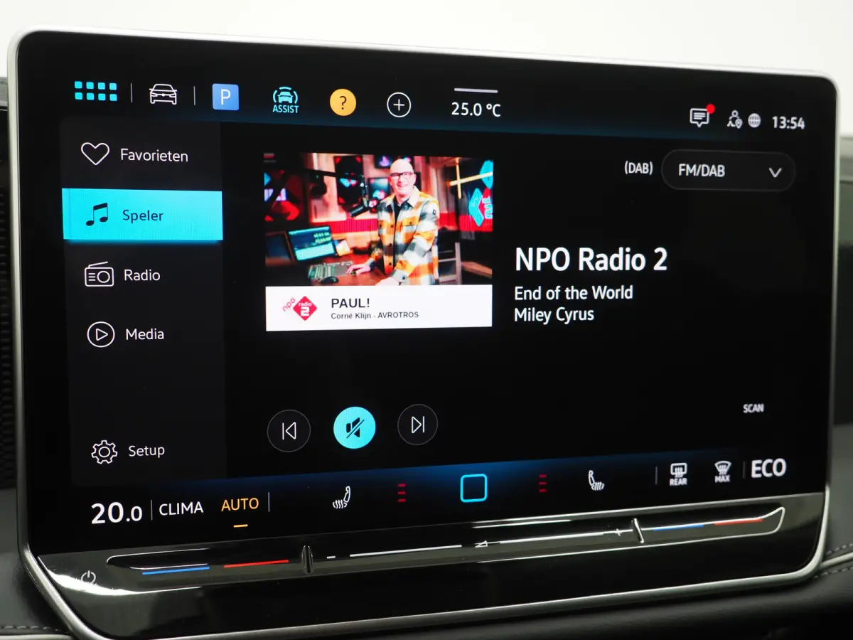 1.5 eHybrid 204PK | Leder/Alcantara | Massage | Trekhaak | HUD | Camera | Adaptive Cruise | Sfeerlicht | Carplay