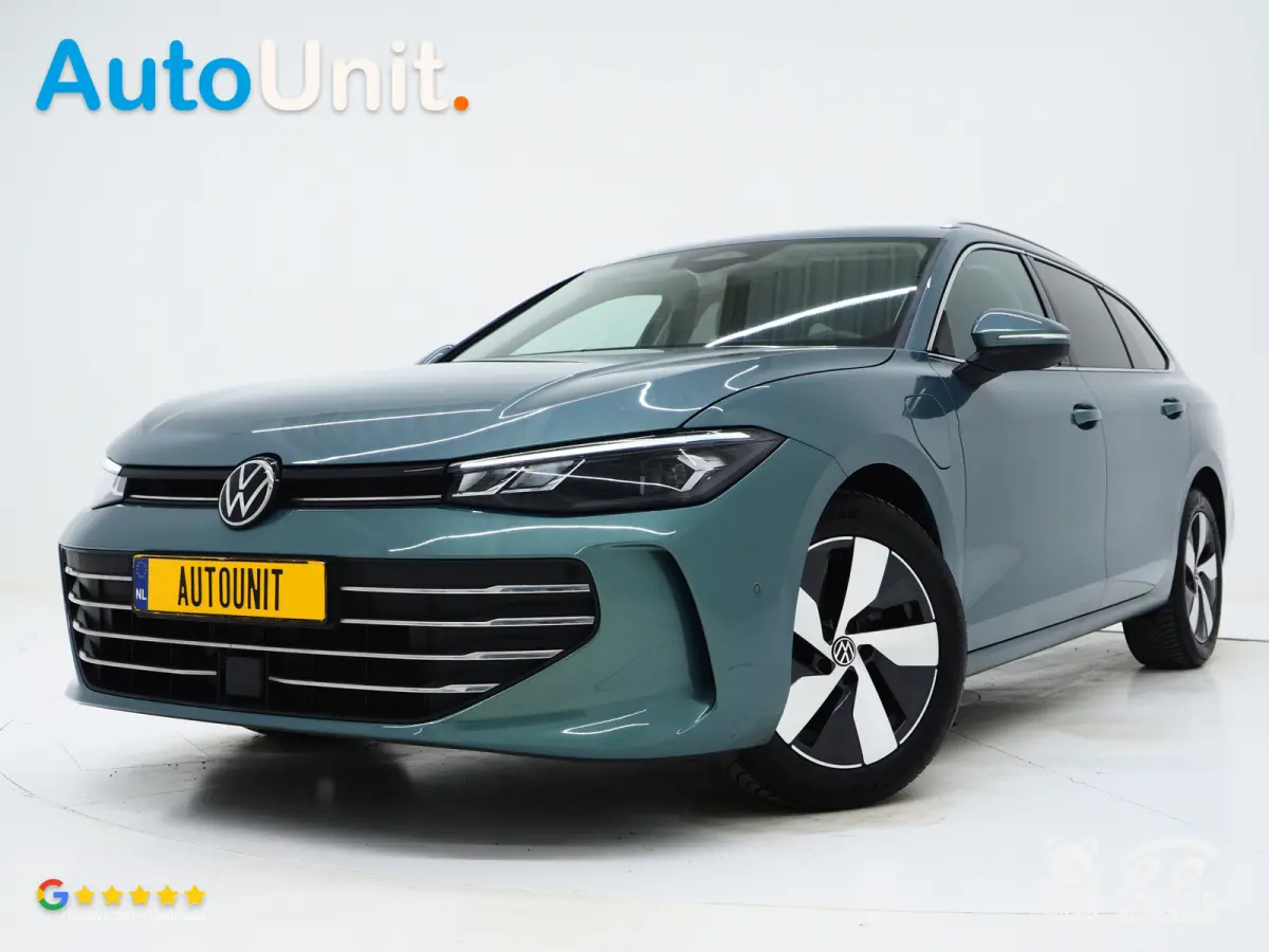 1.5 eHybrid 204PK | Leder/Alcantara | Massage | Trekhaak | HUD | Camera | Adaptive Cruise | Sfeerlicht | Carplay