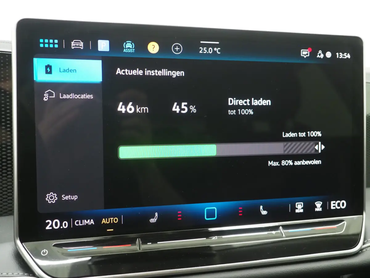 1.5 eHybrid 204PK | Leder/Alcantara | Massage | Trekhaak | HUD | Camera | Adaptive Cruise | Sfeerlicht | Carplay