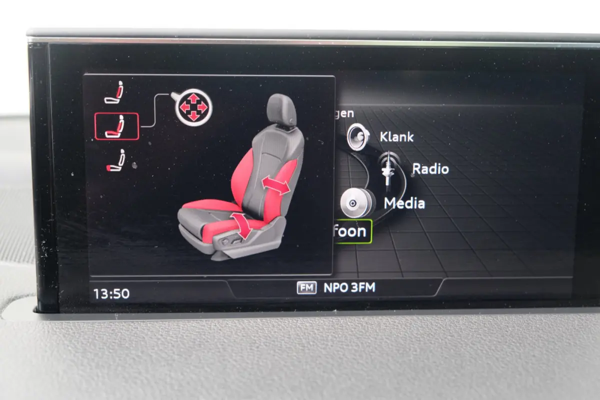 3.0 TDI ultra quattro Pro Line 2x S-Line Automaat - Panodak, Camera, Luchtvering, Carplay, Standkachel, Trekhaak.