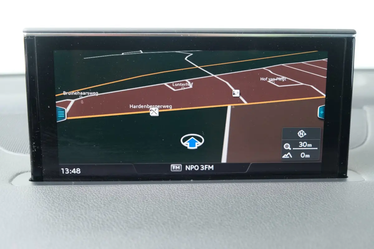 3.0 TDI ultra quattro Pro Line 2x S-Line Automaat - Panodak, Camera, Luchtvering, Carplay, Standkachel, Trekhaak.
