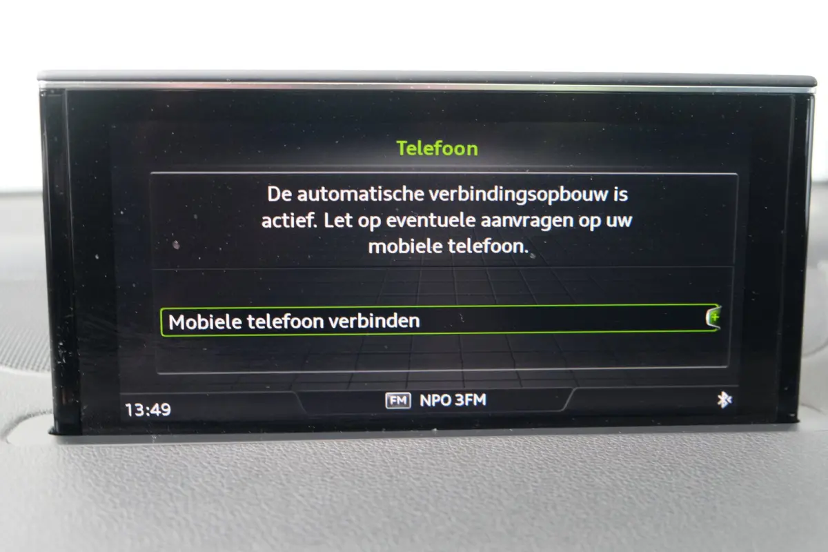 3.0 TDI ultra quattro Pro Line 2x S-Line Automaat - Panodak, Camera, Luchtvering, Carplay, Standkachel, Trekhaak.
