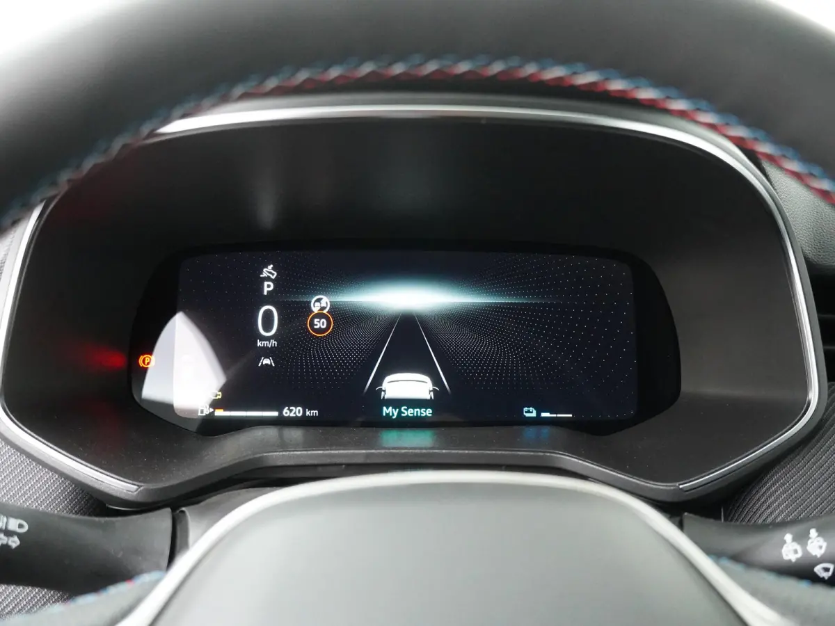 esprit Alpine full hybrid E-Tech 145 | BOSE Audio | 360 Camera | Adapt. Cruise |