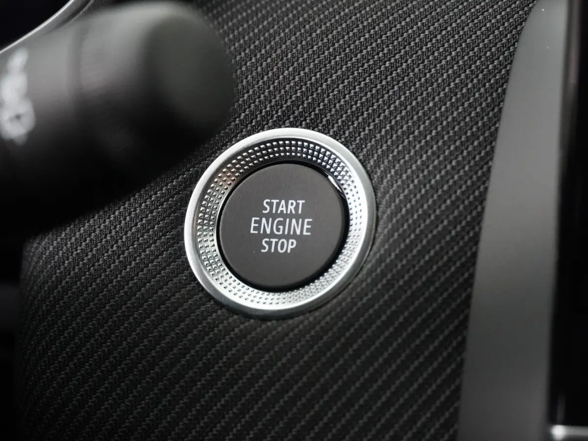esprit Alpine full hybrid E-Tech 145 | BOSE Audio | 360 Camera | Adapt. Cruise |