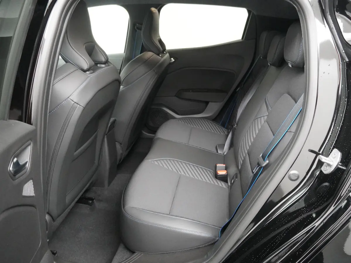 esprit Alpine full hybrid E-Tech 145 | BOSE Audio | 360 Camera | Adapt. Cruise |