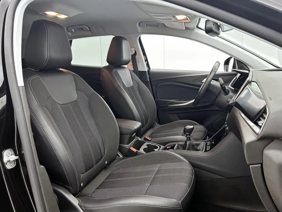 1.2 130pk GS | Navigatie | 360 Camera | Climate Control | Cruise Control | 18"LMV | Dodehoekdetectie | Apple Carplay/Android Auto |