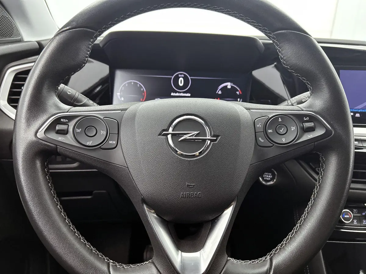 1.2 130pk GS | Navigatie | 360 Camera | Climate Control | Cruise Control | 18"LMV | Dodehoekdetectie | Apple Carplay/Android Auto |