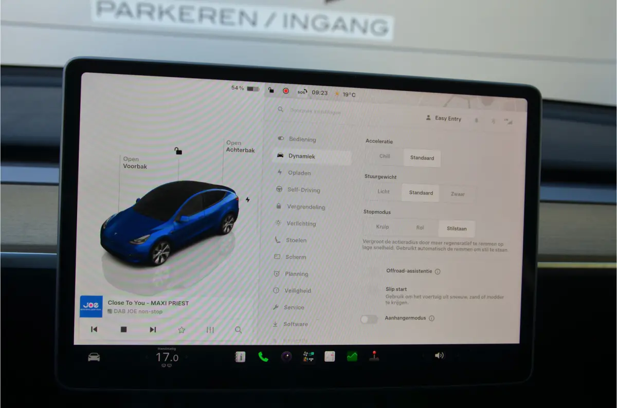 Long Range AWD 75 kWh Trekhaak (1.600kg), AutoPilot3.0 Ryzen