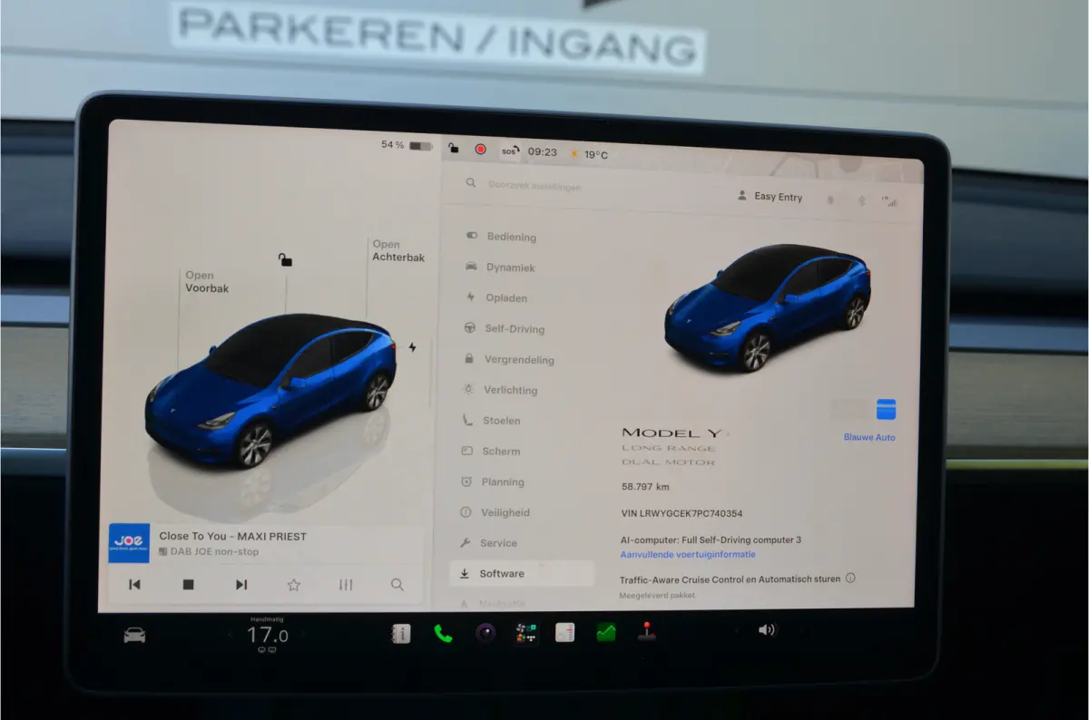 Long Range AWD 75 kWh Trekhaak (1.600kg), AutoPilot3.0 Ryzen