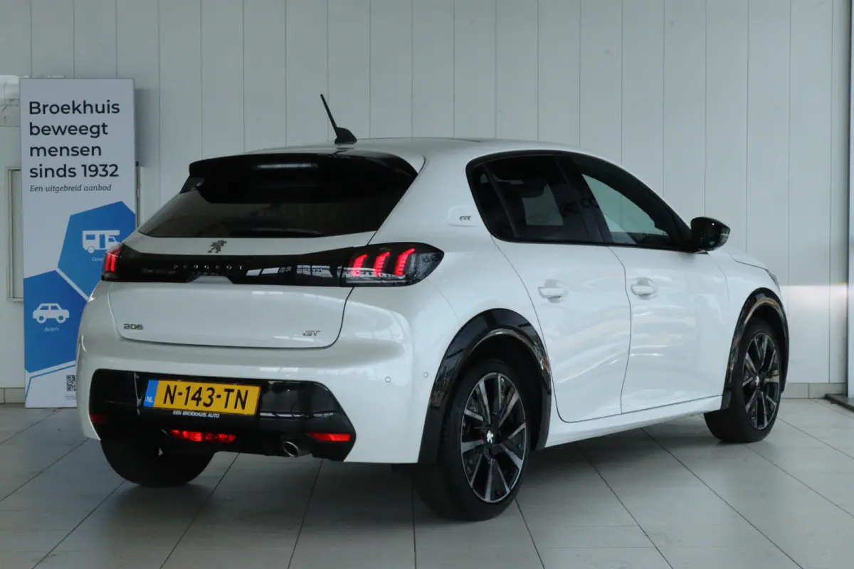 1.2 Turbo GT Pack | Adapt. Cruise | Pano | Stoelverwarming | Alcantara | Camera | Keyless | Navi | Carplay