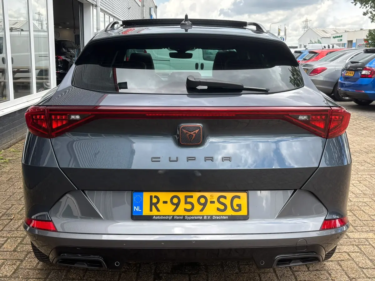 1.5 TSI Business Edition | Pano | Trekhaak | Apple Carplay | Sfeerverlichting | Stoel & Stuurverwarming