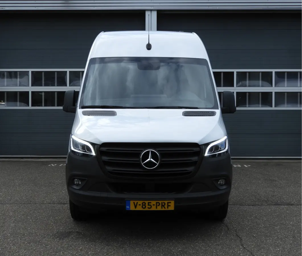317 1.9 CDI L2H2 RWD AUT | 3.5t TREKHAAK | LED | CRUISE | CAMERA | MBUX