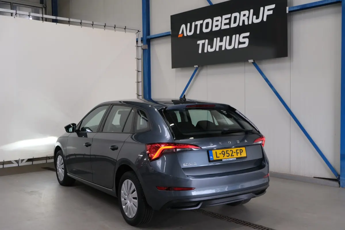 1.0 TSI Active - N.A.P. Airco, Cruise.