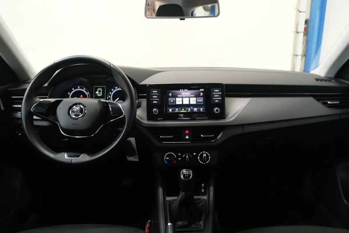 1.0 TSI Active - N.A.P. Airco, Cruise.