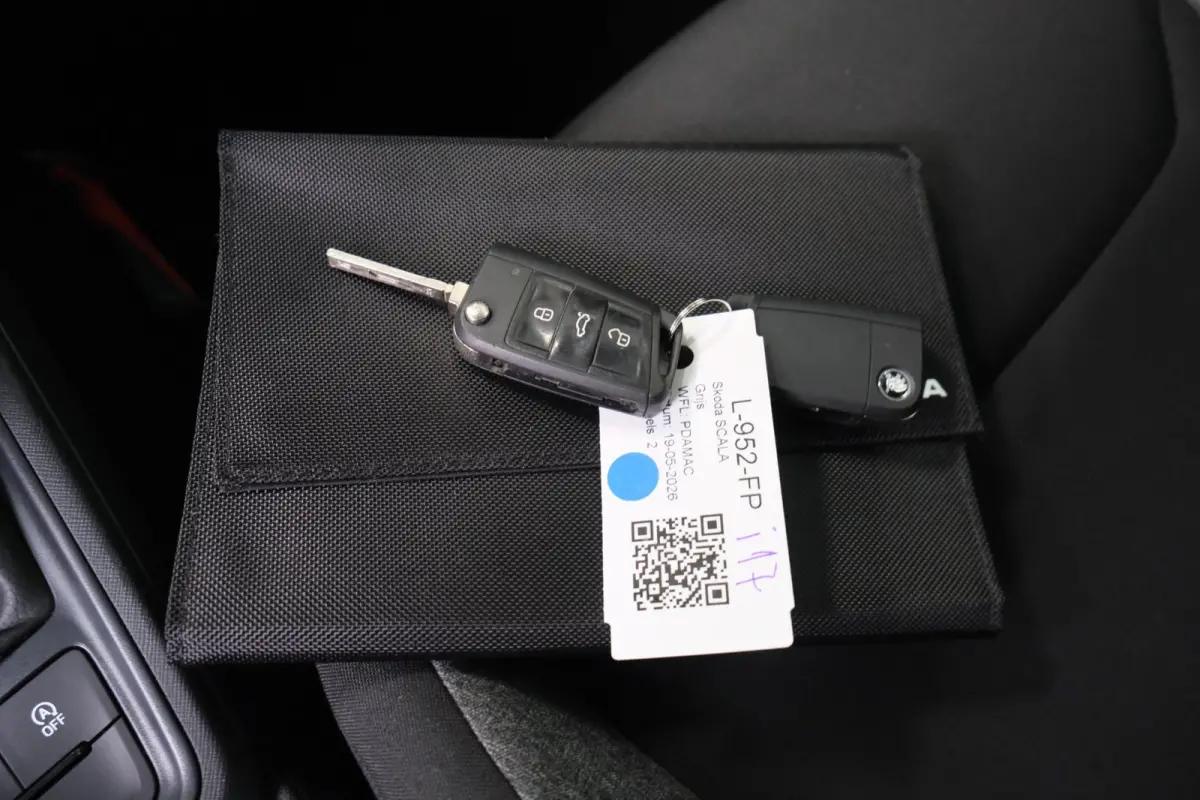 1.0 TSI Active - N.A.P. Airco, Cruise.
