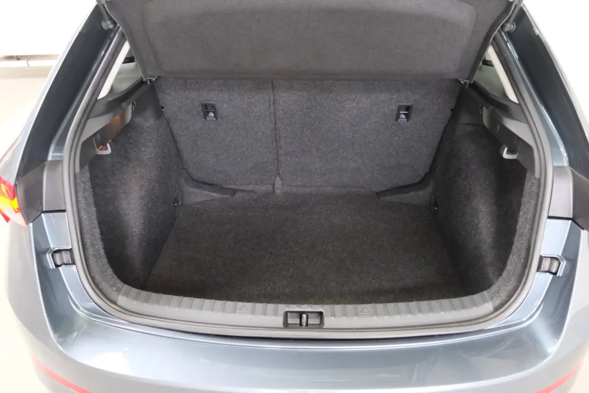 1.0 TSI Active - N.A.P. Airco, Cruise.