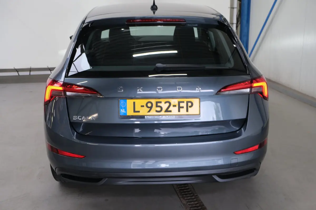 1.0 TSI Active - N.A.P. Airco, Cruise.