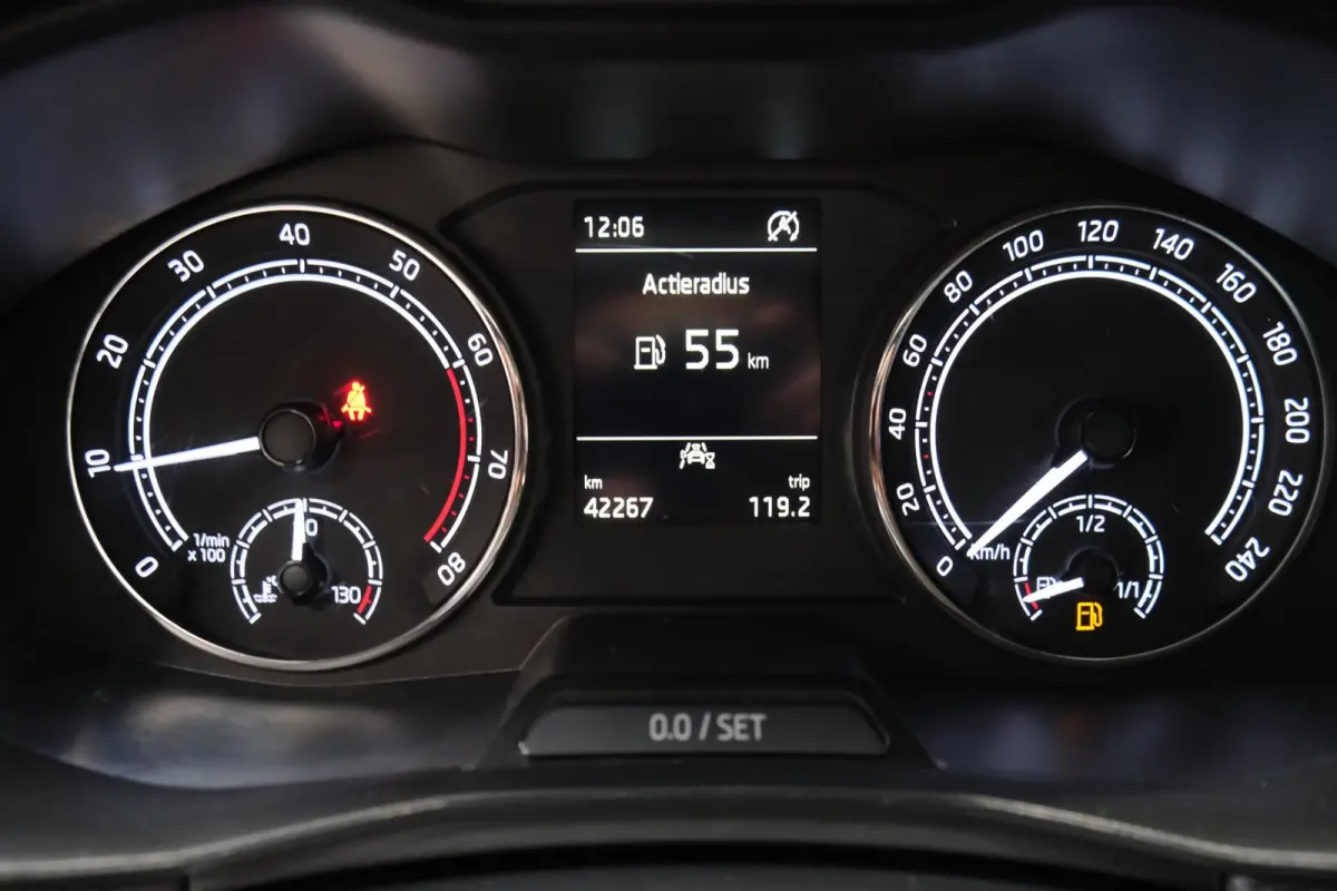 1.0 TSI Active - N.A.P. Airco, Cruise.