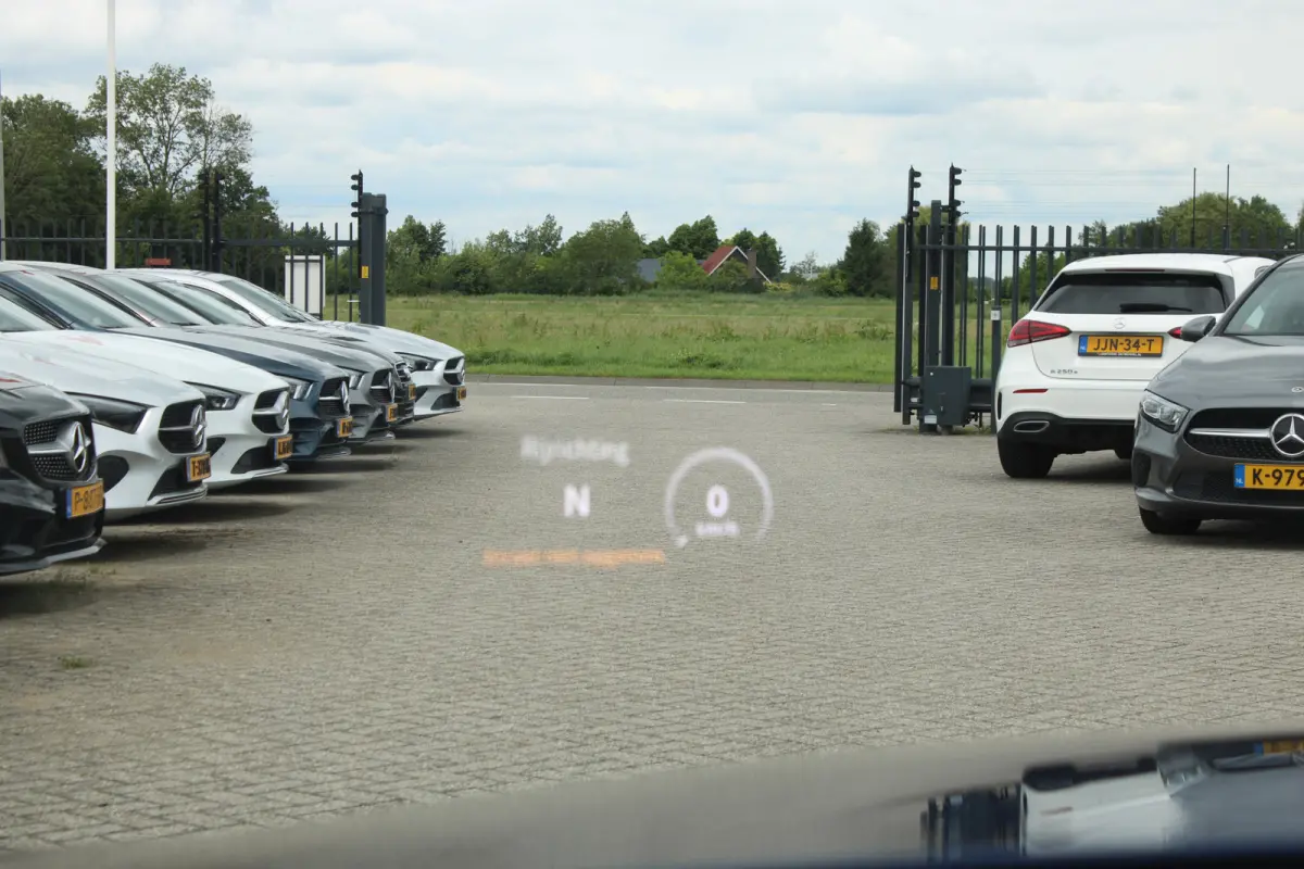 400 4MATIC AMG PANORAMADAK LUCHTVERING LEDER MEMORY HEAD-UP COMAND 19'' TREKHAAK