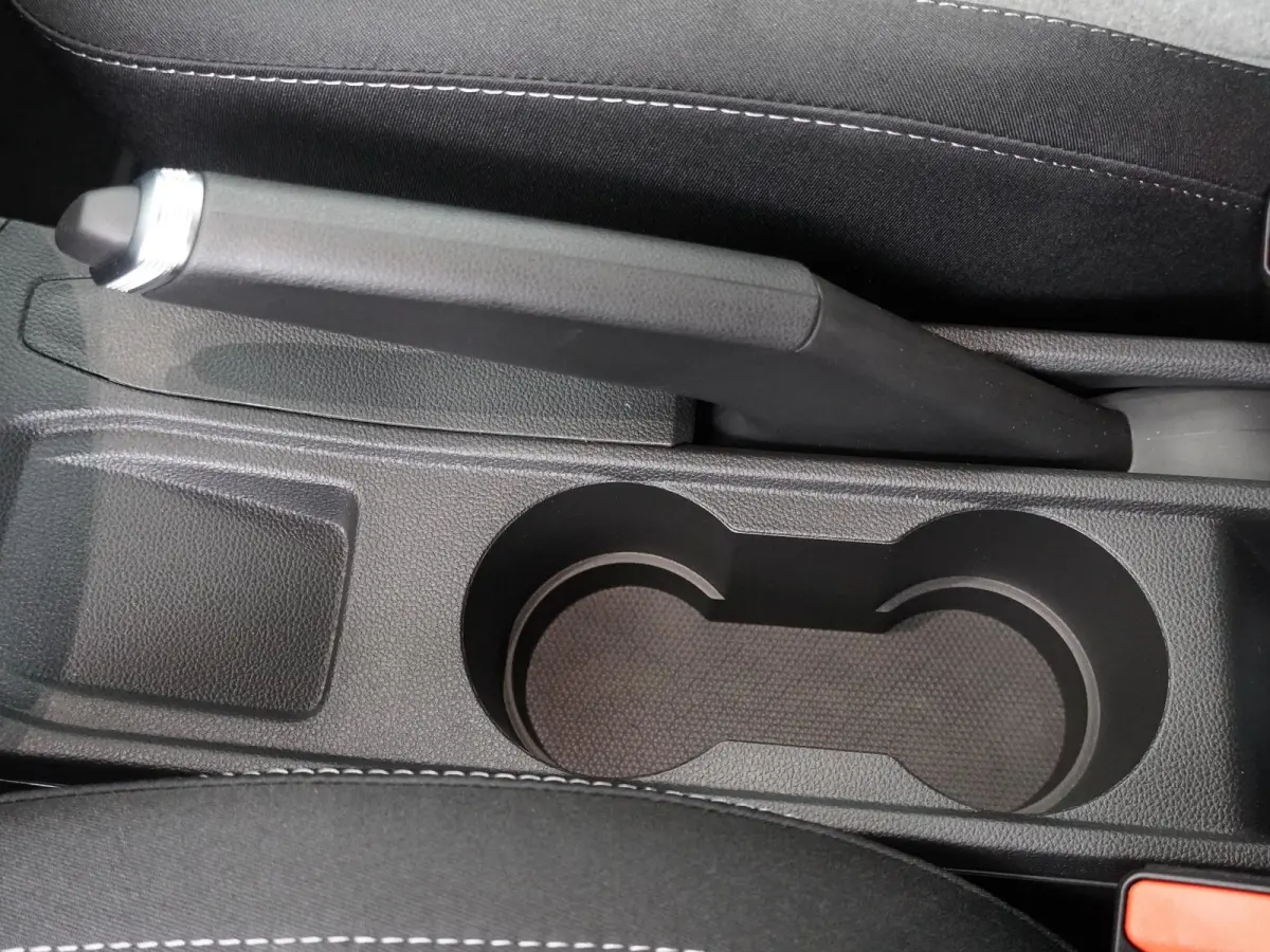 1.6 HEV Intense | Parkeercamera | Apple Carplay/Android Auto | Climate Control |