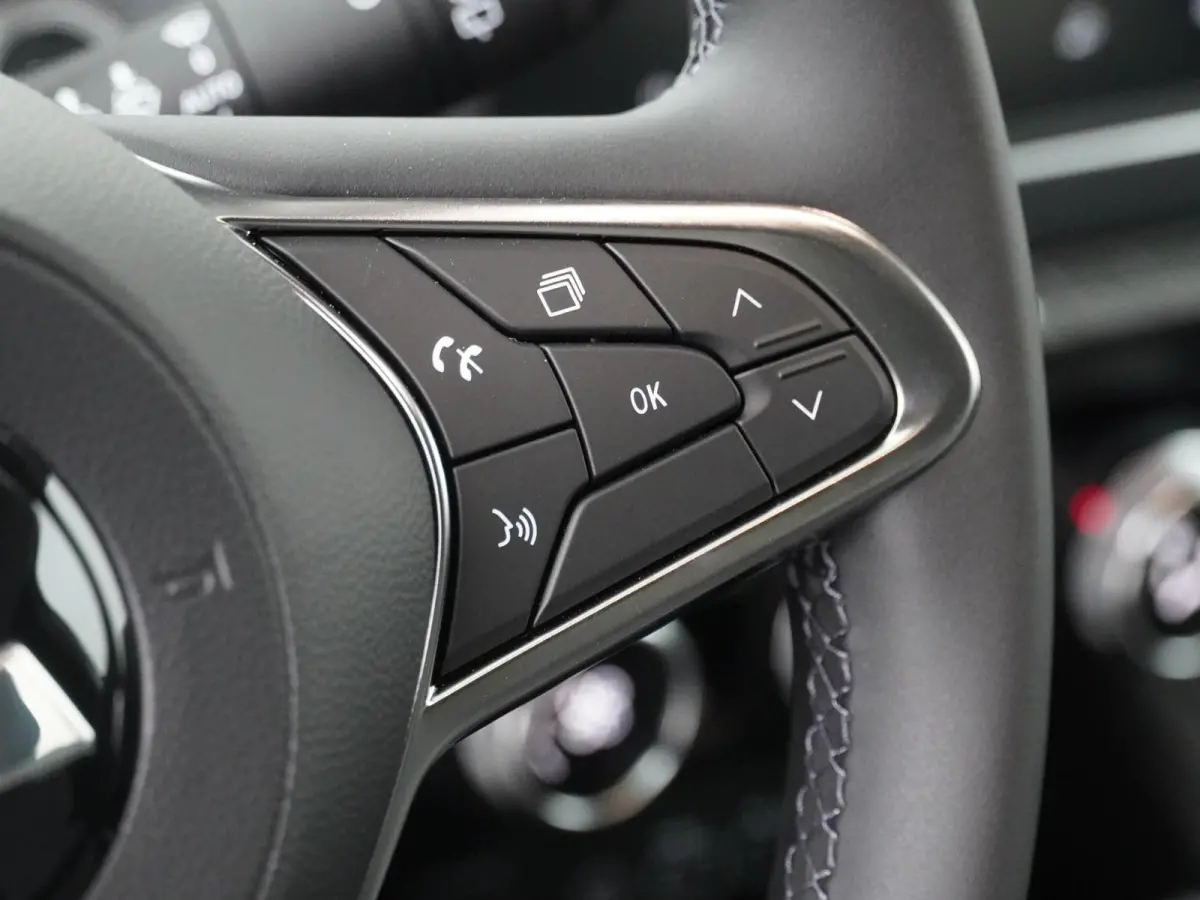 1.6 HEV Intense | Parkeercamera | Apple Carplay/Android Auto | Climate Control |