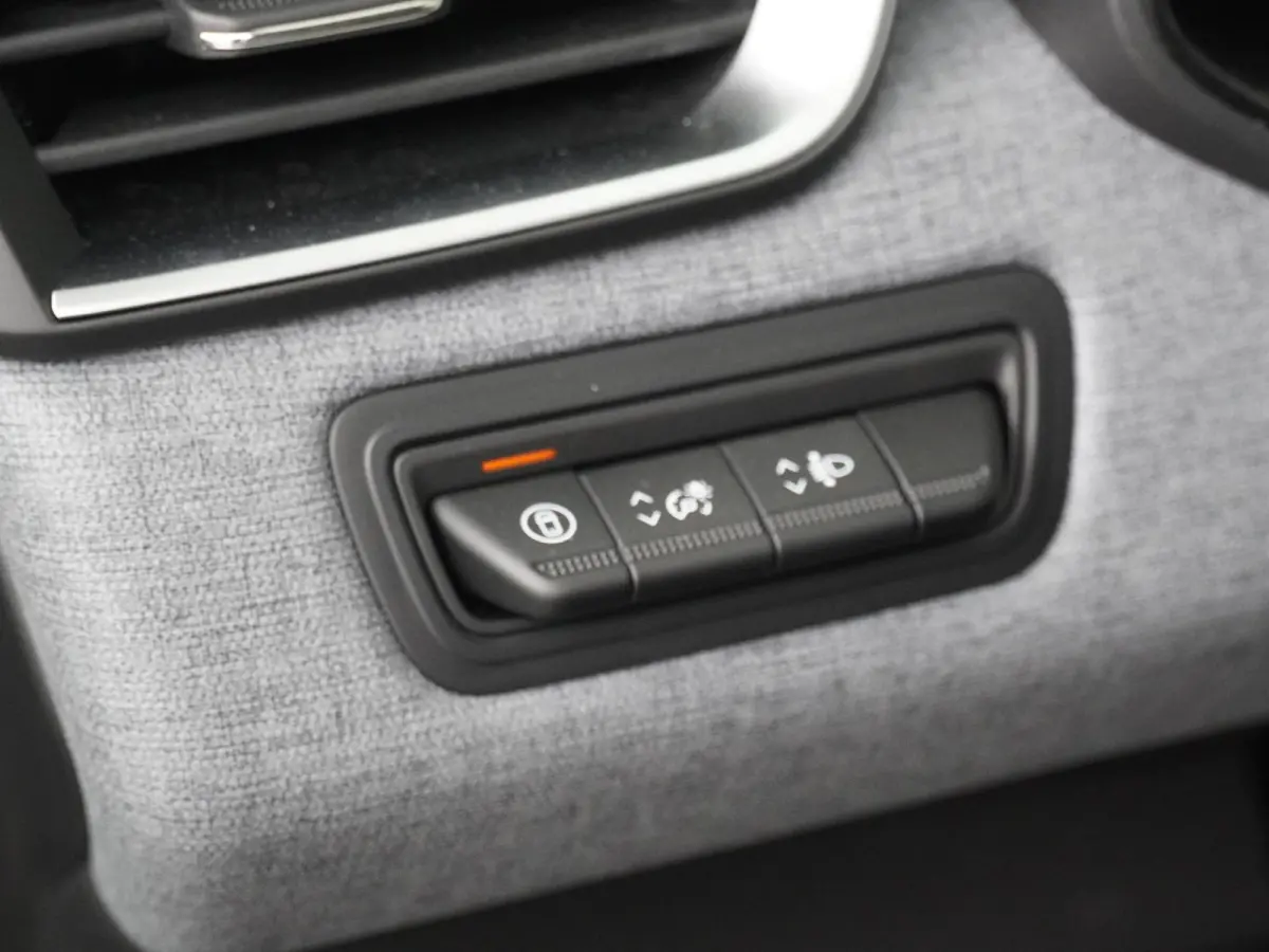 1.6 HEV Intense | Parkeercamera | Apple Carplay/Android Auto | Climate Control |