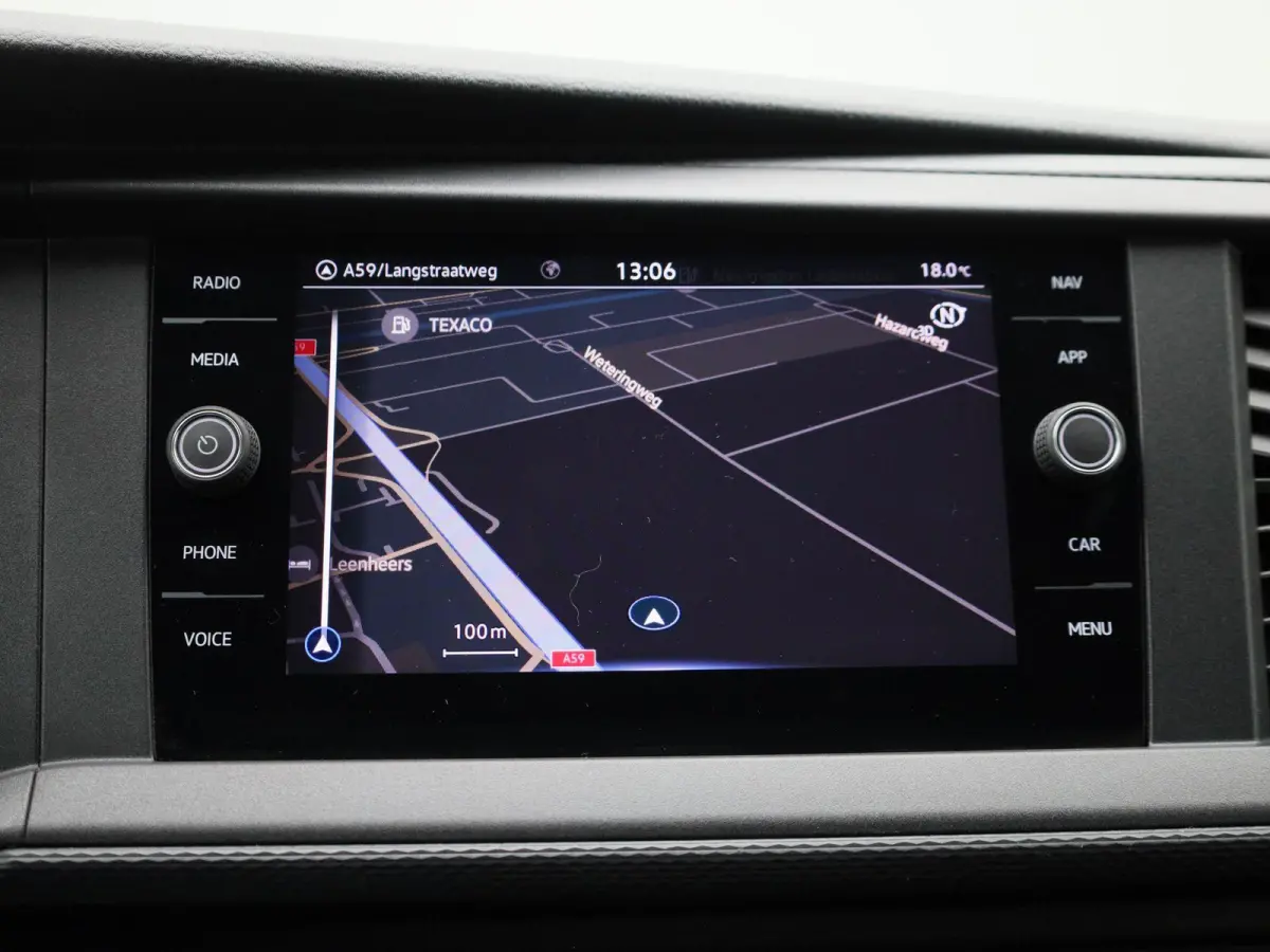2.0 TDI L1H1 150PK | Automaat | Radio | Airco | Parkeerhulp achter | Navigatie | Apple Carplay/Android Auto | Multifunctioneel stuurwiel | Cruise control |