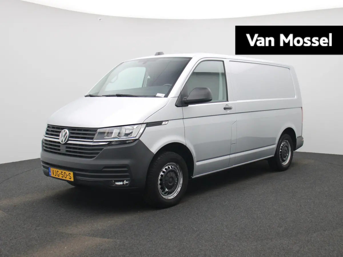 2.0 TDI L1H1 150PK | Automaat | Radio | Airco | Parkeerhulp achter | Navigatie | Apple Carplay/Android Auto | Multifunctioneel stuurwiel | Cruise control |