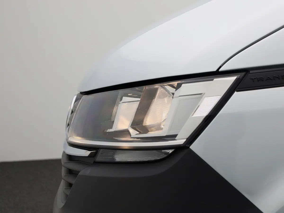 2.0 TDI L1H1 150PK | Automaat | Radio | Airco | Parkeerhulp achter | Navigatie | Apple Carplay/Android Auto | Multifunctioneel stuurwiel | Cruise control |