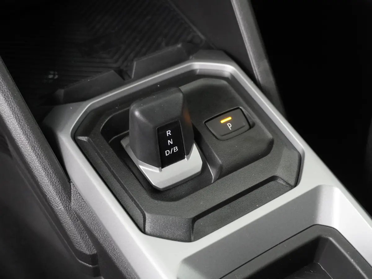 limited edition hybrid 155 | Adapt. Cruise | 360 Camera | Stoel-, Stuur- & Voorruitverw. |