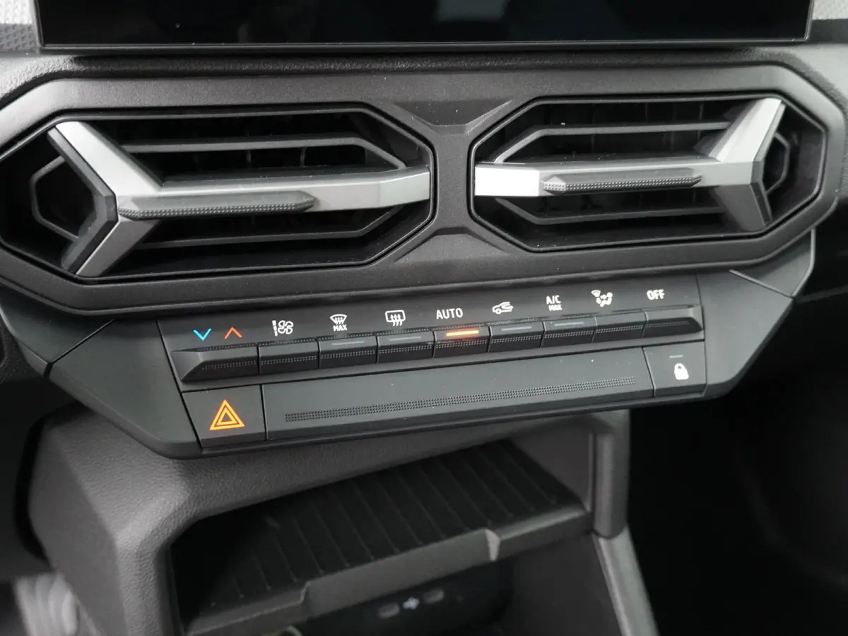 limited edition hybrid 155 | Adapt. Cruise | 360 Camera | Stoel-, Stuur- & Voorruitverw. |