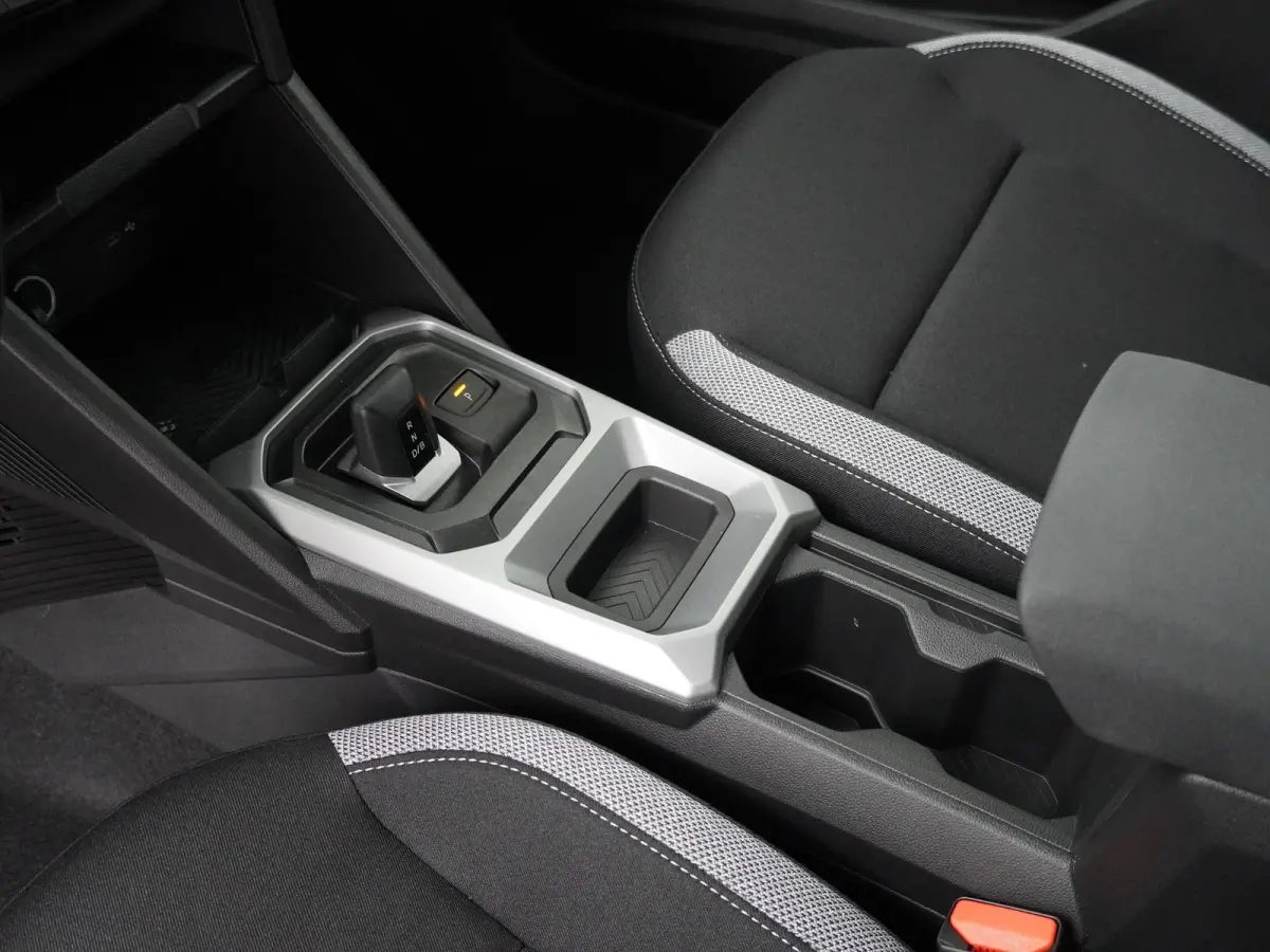 limited edition hybrid 155 | Adapt. Cruise | 360 Camera | Stoel-, Stuur- & Voorruitverw. |