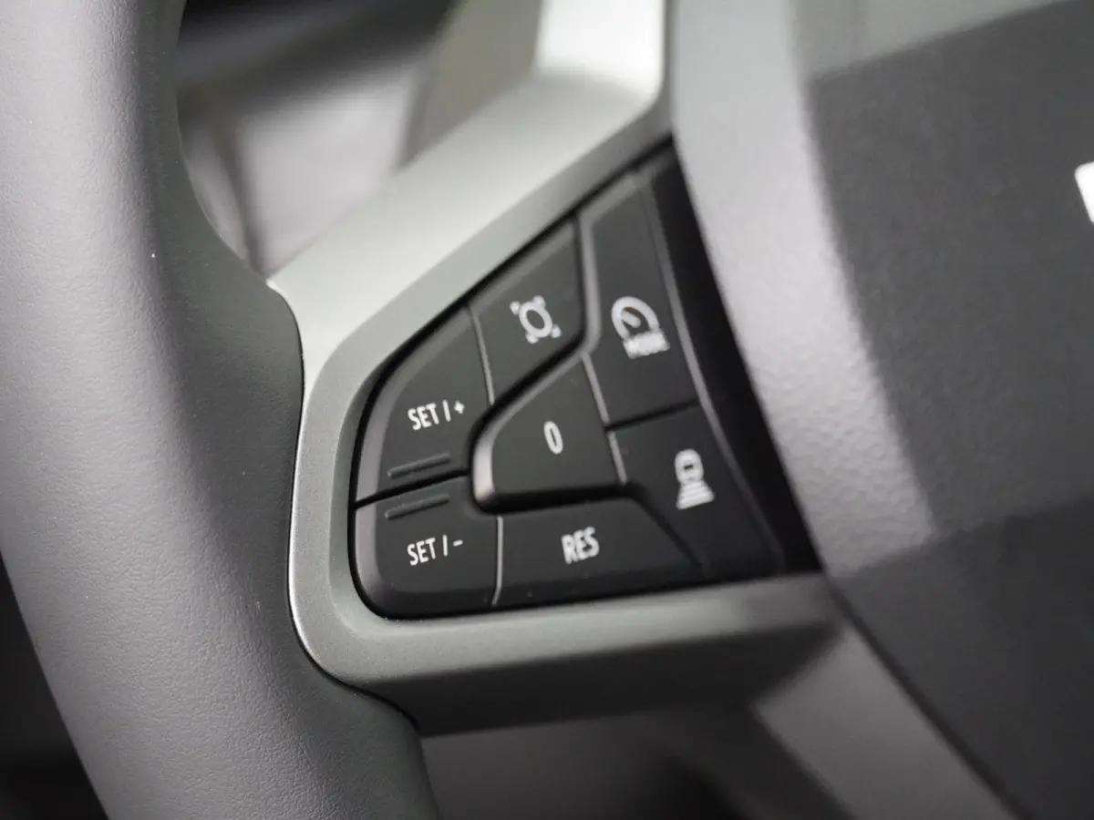limited edition hybrid 155 | Adapt. Cruise | 360 Camera | Stoel-, Stuur- & Voorruitverw. |
