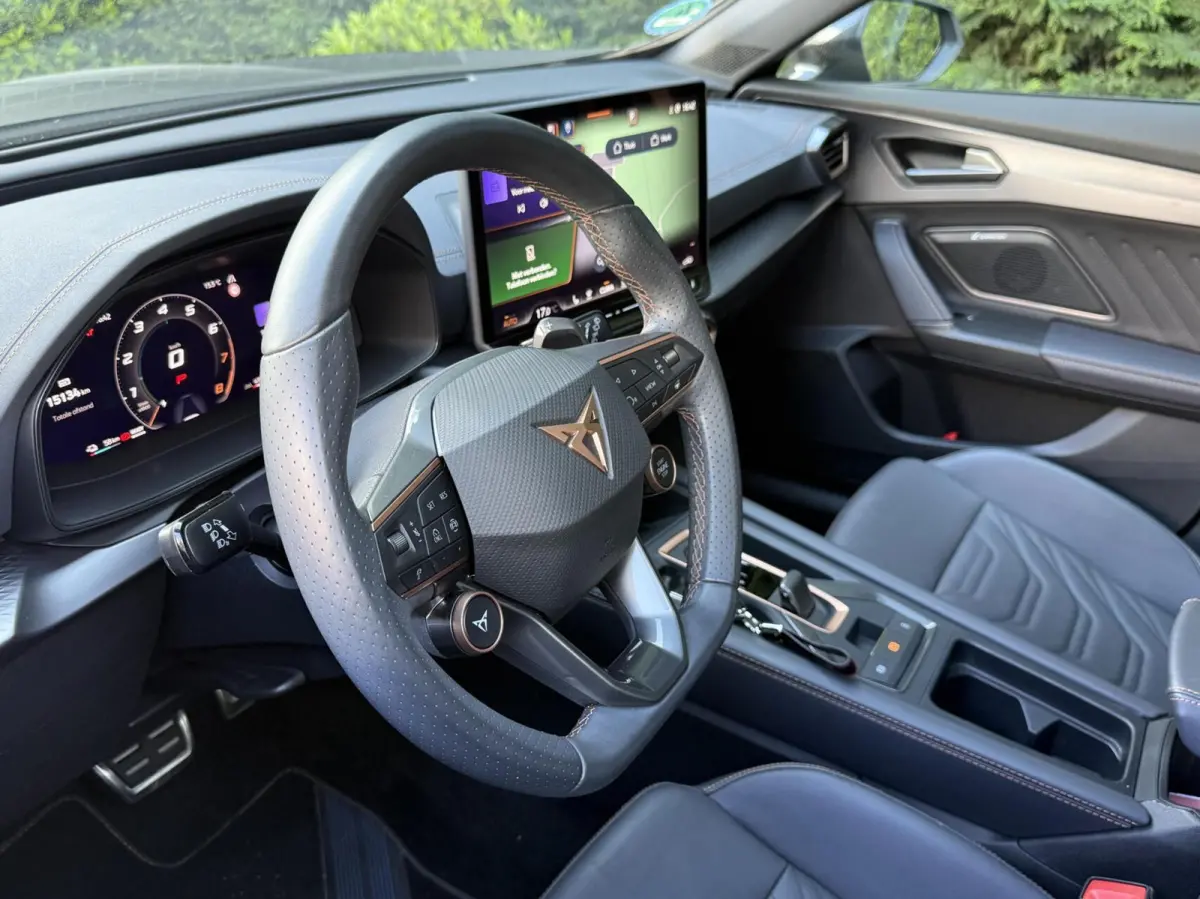1.5 TSI e-Hybrid VZ Performance Pano|360|Sennh