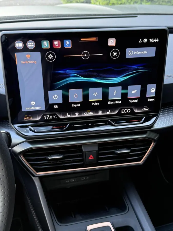 1.5 TSI e-Hybrid VZ Performance Pano|360|Sennh