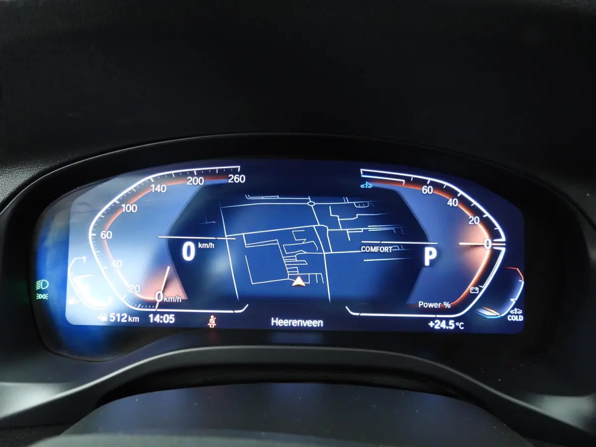 xDrive20i | Laserlicht | Leder | HUD | Panoramadak | Sportstoelen | Stoelverwarming | DAB | Hifi speakers | Alu 19 inch