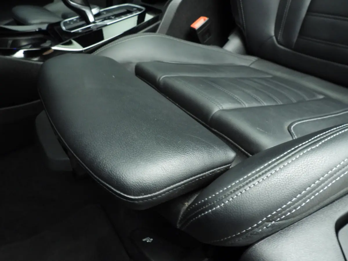xDrive20i | Laserlicht | Leder | HUD | Panoramadak | Sportstoelen | Stoelverwarming | DAB | Hifi speakers | Alu 19 inch