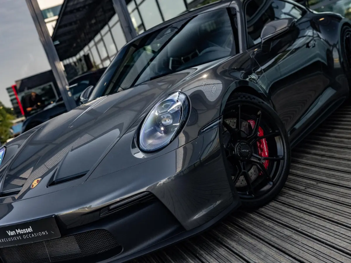 4.0 GT3 | SPORTCHRONO | KUIPSTOELEN | PDLS + | NEUS LIFT | BOSE | SPORTUITLAATSYSTEEM | AGAATGRIJS | NL GELEVERD | VIERWIELBESTURING | PVT PLUS | CLUBSPORT PAKKET |