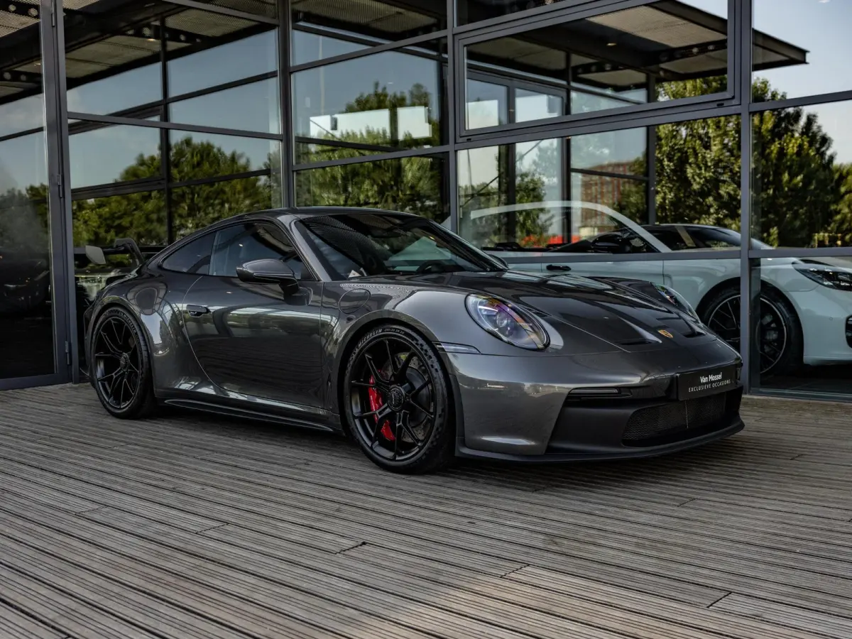 4.0 GT3 | SPORTCHRONO | KUIPSTOELEN | PDLS + | NEUS LIFT | BOSE | SPORTUITLAATSYSTEEM | AGAATGRIJS | NL GELEVERD | VIERWIELBESTURING | PVT PLUS | CLUBSPORT PAKKET |